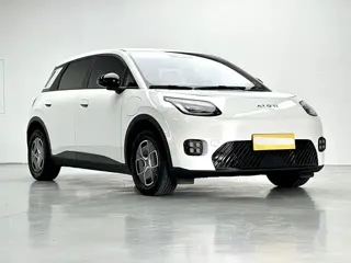 Aion UT 2026 купить из Китая, цена 1 692 000 ₽ — Suifenhe Auto