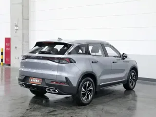 BAIC X7 2025 купить из Китая, цена 2 504 000 ₽ — Suifenhe Auto