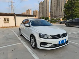 Volkswagen Sagitar 2018 купить из Китая, цена 1 220 000 ₽ — Suifenhe Auto