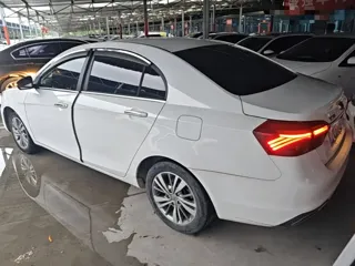 Geely Emgrand 2018 купить из Китая, цена 1 059 000 ₽ — Suifenhe Auto