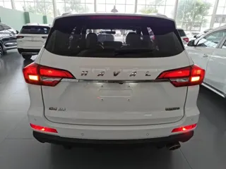 Haval M6 2020 купить из Китая, цена 1 254 000 ₽ — Suifenhe Auto