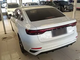 Geely Emgrand 2022 купить из Китая, цена 1 089 000 ₽ — Suifenhe Auto