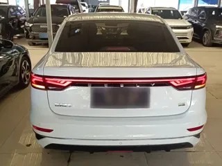 Geely Emgrand 2022 купить из Китая, цена 1 089 000 ₽ — Suifenhe Auto