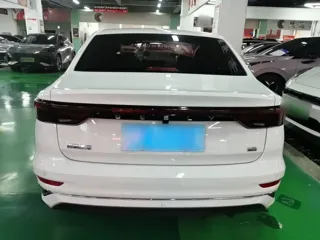 Geely Emgrand 2024 купить из Китая, цена 1 404 000 ₽ — Suifenhe Auto