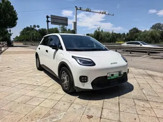 Aion UT 2025 купить из Китая, цена 1 559 000 ₽ — Suifenhe Auto