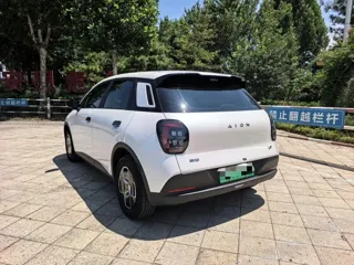 Aion UT 2025 купить из Китая, цена 1 559 000 ₽ — Suifenhe Auto