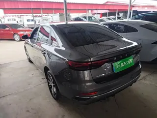 Geely Emgrand 2025 купить из Китая, цена 1 370 000 ₽ — Suifenhe Auto