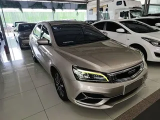 Geely Emgrand 2019 купить из Китая, цена 1 100 000 ₽ — Suifenhe Auto