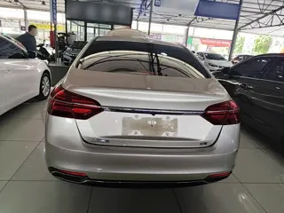 Geely Emgrand 2019 купить из Китая, цена 1 100 000 ₽ — Suifenhe Auto