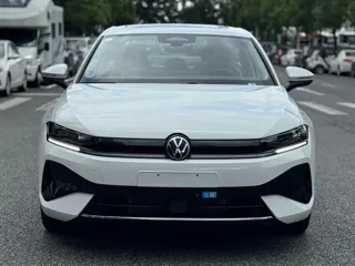 Volkswagen Sagitar 2025 купить из Китая, цена 3 313 000 ₽ — Suifenhe Auto