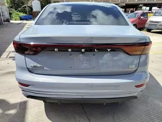 Geely Emgrand 2023 купить из Китая, цена 1 233 000 ₽ — Suifenhe Auto