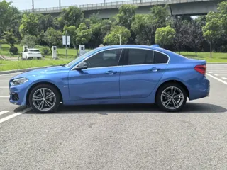 BMW 1 Series 2018 купить из Китая, цена 1 435 000 ₽ — Suifenhe Auto