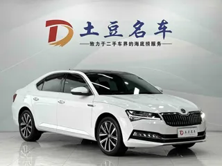 Skoda Superb 2023 купить из Китая, цена 2 387 000 ₽ — Suifenhe Auto