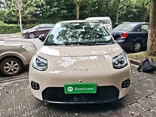 Aion UT 2025 купить из Китая, цена 1 632 000 ₽ — Suifenhe Auto