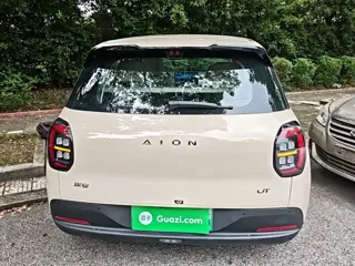 Aion UT 2025 купить из Китая, цена 1 632 000 ₽ — Suifenhe Auto