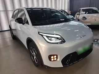 Aion UT 2025 купить из Китая, цена 1 585 000 ₽ — Suifenhe Auto