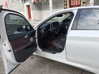 BMW 1 Series 2022 купить из Китая, цена 1 797 000 ₽ — Suifenhe Auto