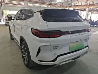 BYD Song PLUS NEV 2023 купить из Китая, цена 3 331 000 ₽ — Suifenhe Auto