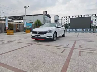 Volkswagen Sagitar 2022 купить из Китая, цена 1 367 000 ₽ — Suifenhe Auto