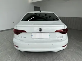 Volkswagen Sagitar 2022 купить из Китая, цена 1 727 000 ₽ — Suifenhe Auto
