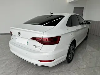 Volkswagen Sagitar 2022 купить из Китая, цена 1 727 000 ₽ — Suifenhe Auto