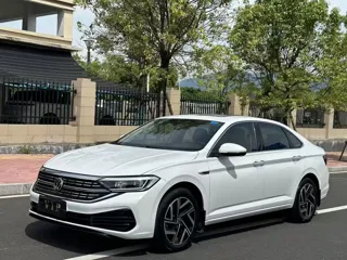 Volkswagen Sagitar 2022 купить из Китая, цена 1 504 000 ₽ — Suifenhe Auto