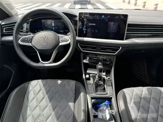 Volkswagen Sagitar 2022 купить из Китая, цена 1 504 000 ₽ — Suifenhe Auto