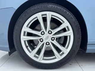 Cadillac CT4 2024 купить из Китая, цена 3 117 000 ₽ — Suifenhe Auto