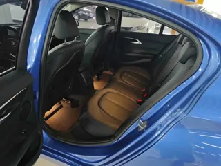 BMW 1 Series 2019 купить из Китая, цена 1 500 000 ₽ — Suifenhe Auto
