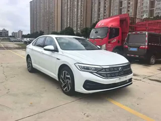 Volkswagen Sagitar 2023 купить из Китая, цена 1 308 000 ₽ — Suifenhe Auto