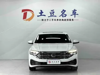 Volkswagen Sagitar 2023 купить из Китая, цена 1 845 000 ₽ — Suifenhe Auto