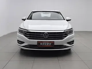 Volkswagen Sagitar 2020 купить из Китая, цена 1 364 000 ₽ — Suifenhe Auto