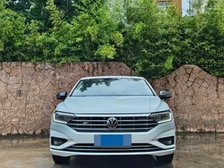 Volkswagen Sagitar 2022 купить из Китая, цена 1 161 000 ₽ — Suifenhe Auto