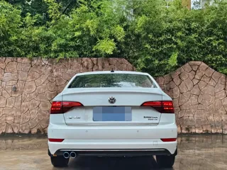 Volkswagen Sagitar 2022 купить из Китая, цена 1 161 000 ₽ — Suifenhe Auto