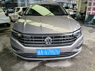 Volkswagen Sagitar 2022 купить из Китая, цена 1 549 000 ₽ — Suifenhe Auto