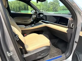 Geely Xingyue 2025 купить из Китая, цена 3 243 000 ₽ — Suifenhe Auto