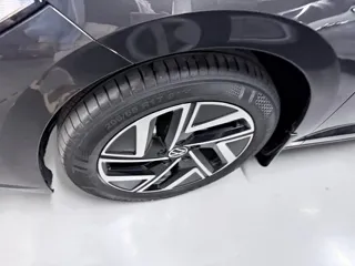 Volkswagen Sagitar 2024 купить из Китая, цена 3 026 000 ₽ — Suifenhe Auto