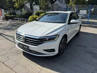 Volkswagen Sagitar 2022 купить из Китая, цена 1 639 000 ₽ — Suifenhe Auto