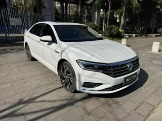 Volkswagen Sagitar 2022 купить из Китая, цена 1 639 000 ₽ — Suifenhe Auto