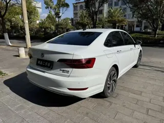 Volkswagen Sagitar 2022 купить из Китая, цена 1 639 000 ₽ — Suifenhe Auto