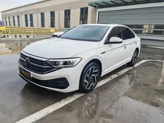 Volkswagen Sagitar 2022 купить из Китая, цена 1 845 000 ₽ — Suifenhe Auto