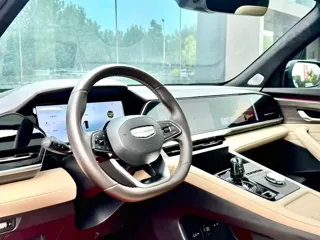 Geely Xingyue 2025 купить из Китая, цена 3 368 000 ₽ — Suifenhe Auto