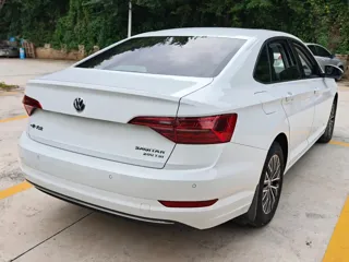 Volkswagen Sagitar 2019 купить из Китая, цена 1 575 000 ₽ — Suifenhe Auto