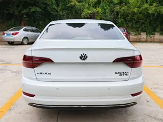 Volkswagen Sagitar 2019 купить из Китая, цена 1 575 000 ₽ — Suifenhe Auto