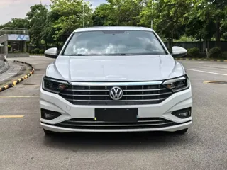 Volkswagen Sagitar 2019 купить из Китая, цена 1 365 000 ₽ — Suifenhe Auto