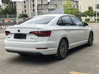 Volkswagen Sagitar 2019 купить из Китая, цена 1 365 000 ₽ — Suifenhe Auto