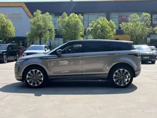 Land Rover Range Rover Evoque 2024 купить из Китая, цена 4 346 000 ₽ — Suifenhe Auto