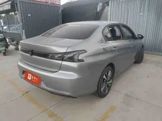 Peugeot 408 2025 купить из Китая, цена 2 635 000 ₽ — Suifenhe Auto