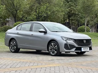 Peugeot 408 2024 купить из Китая, цена 2 595 000 ₽ — Suifenhe Auto