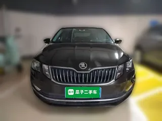 Skoda Octavia 2018 купить из Китая, цена 1 289 000 ₽ — Suifenhe Auto
